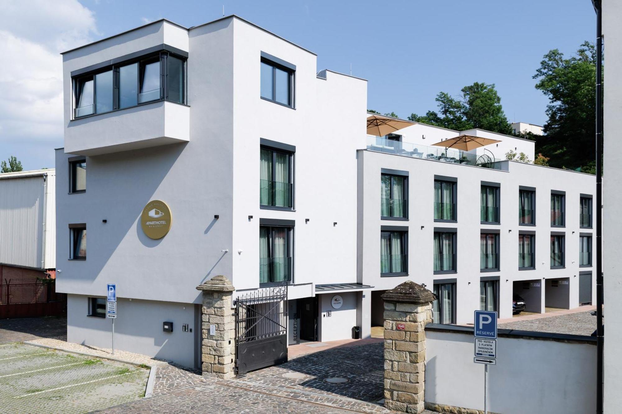 Aparthotel Na Klenici Mladá Boleslav Exterior foto